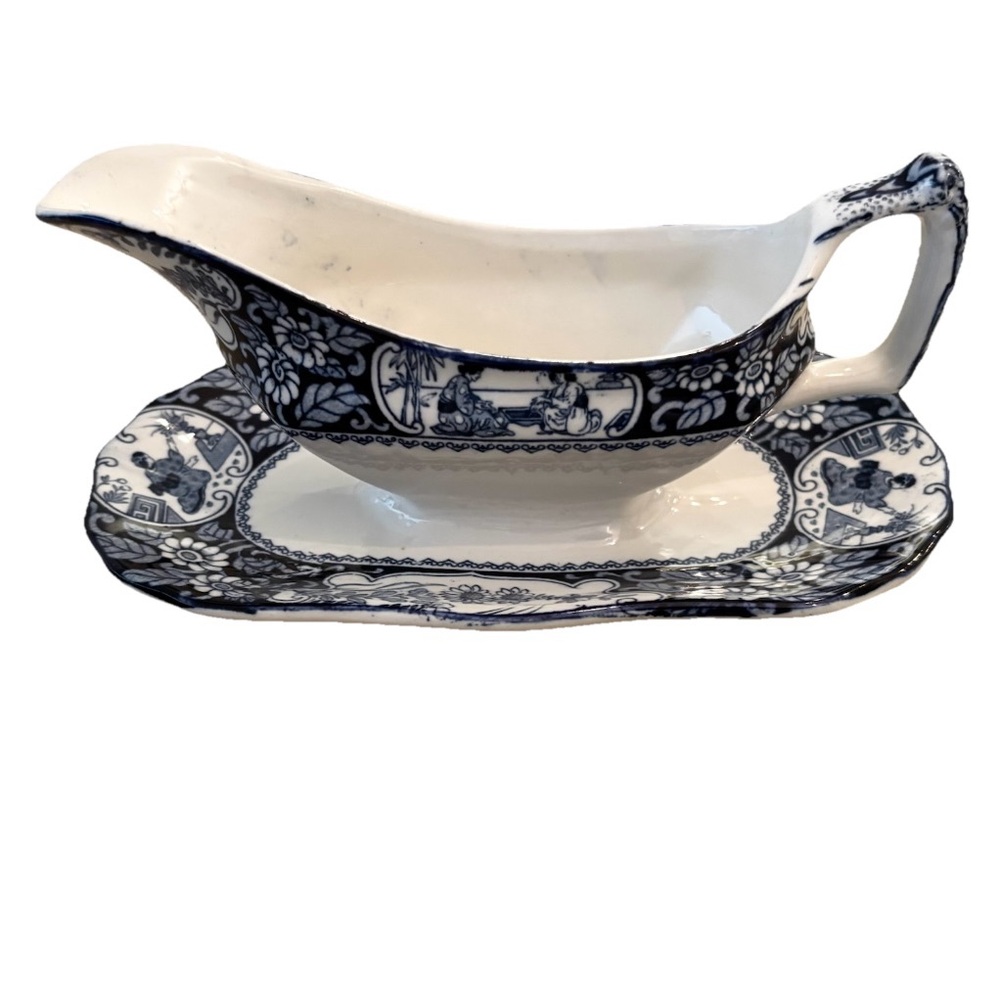 Wood & Sons Khotan Gravy Boat w/ An Attached Underplate Antique Dining